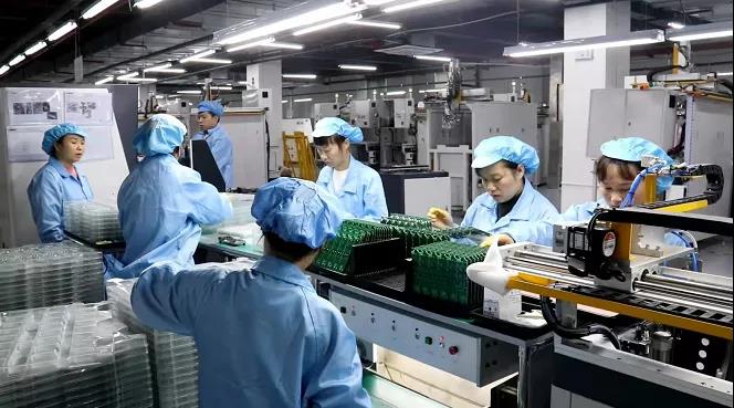 岳阳自贸片区崛起 全球最大遥控器生产基地的技术服务创新之路